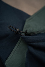 Load image into Gallery viewer, Colorblock Half Zip
