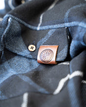 Load image into Gallery viewer, Beaver Shirt Jacket (Blue)
