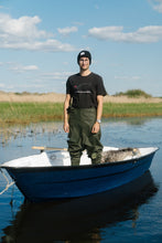 Load image into Gallery viewer, Lakridspibe T-shirt (Moonless Night)

