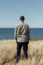 Load image into Gallery viewer, Kløvedal Shirt (Green Gables/White Pepper)
