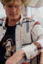 Load image into Gallery viewer, Sunwaves Check Overshirt

