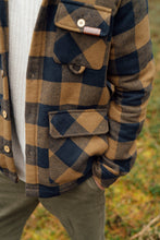 Load image into Gallery viewer, Birler Wool Jacket (Fir Green)
