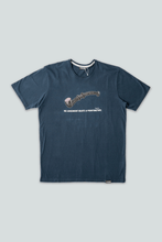 Load image into Gallery viewer, Lakridspibe T-shirt (Blueberry)
