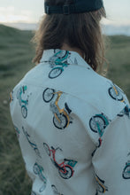 Load image into Gallery viewer, Puch Color Short Sleeve Shirt (Star White)
