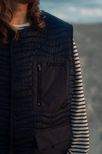 Load image into Gallery viewer, Seaway Quilted Vest (Blueberry)
