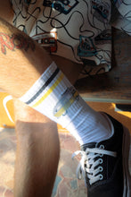Load image into Gallery viewer, Sun Camper Socks
