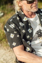 Load image into Gallery viewer, Maguerite Short Sleeve Shirt (Moonless Night)
